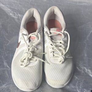 Nike Women's Cream and Pink Sneakers